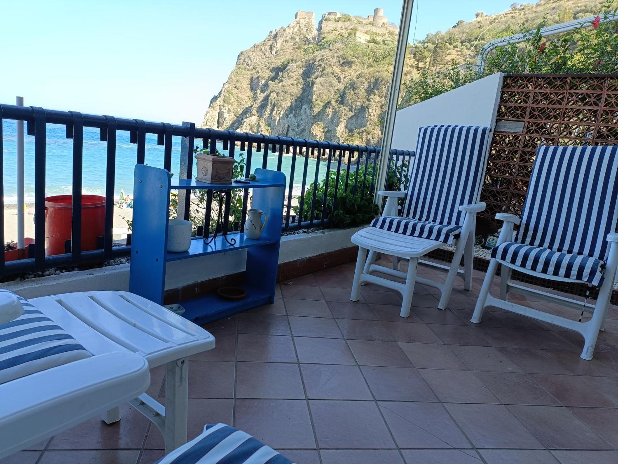 Casa Vacanze Margarita SantʼAlessio Siculo エクステリア 写真